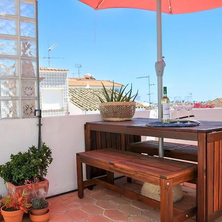 Lovelystay - Casa Salto - Charming Townhouse With Large Terrace タヴィラ エクステリア 写真