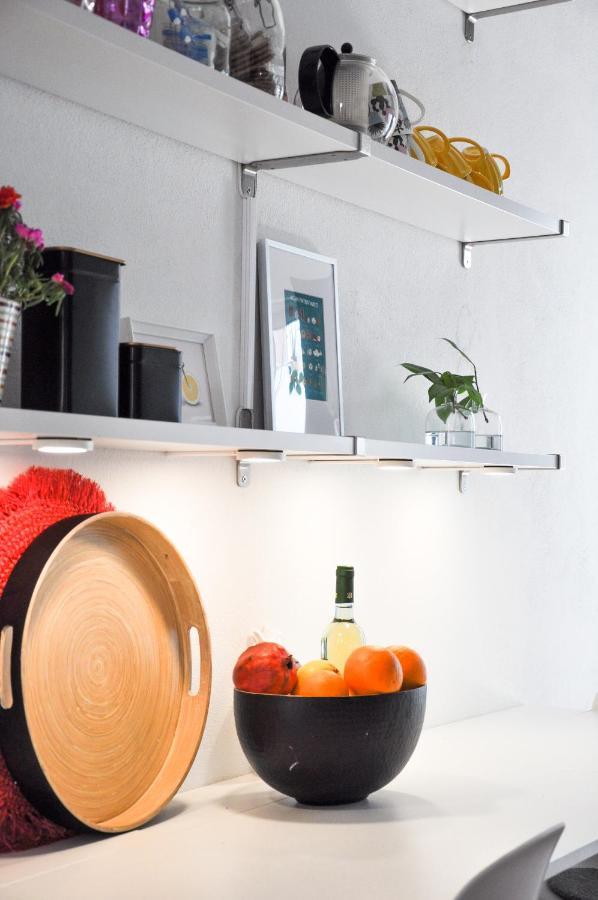 Lovelystay - Casa Salto - Charming Townhouse With Large Terrace タヴィラ エクステリア 写真