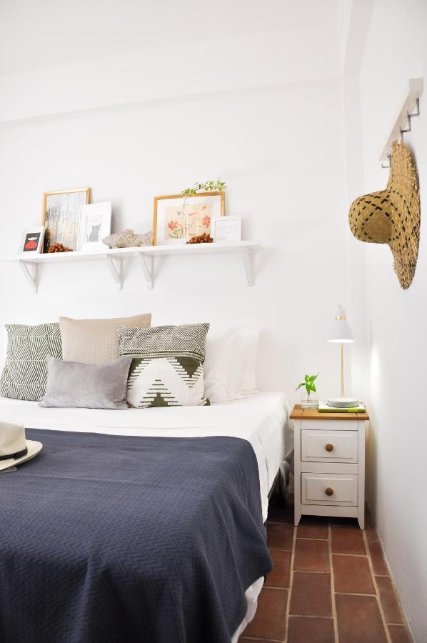 Lovelystay - Casa Salto - Charming Townhouse With Large Terrace タヴィラ エクステリア 写真