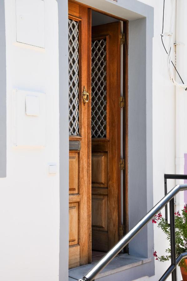 Lovelystay - Casa Salto - Charming Townhouse With Large Terrace タヴィラ エクステリア 写真