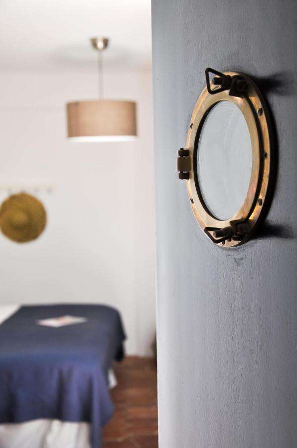 Lovelystay - Casa Salto - Charming Townhouse With Large Terrace タヴィラ エクステリア 写真