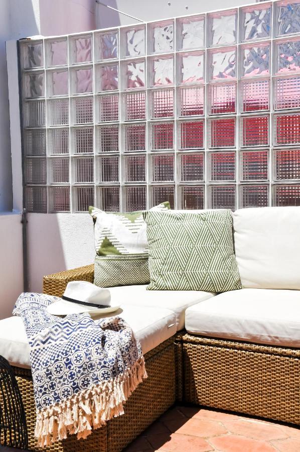 Lovelystay - Casa Salto - Charming Townhouse With Large Terrace タヴィラ エクステリア 写真